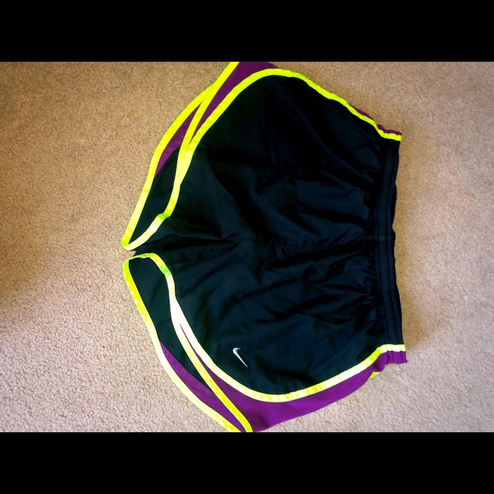 Women’s Nike Shorts!